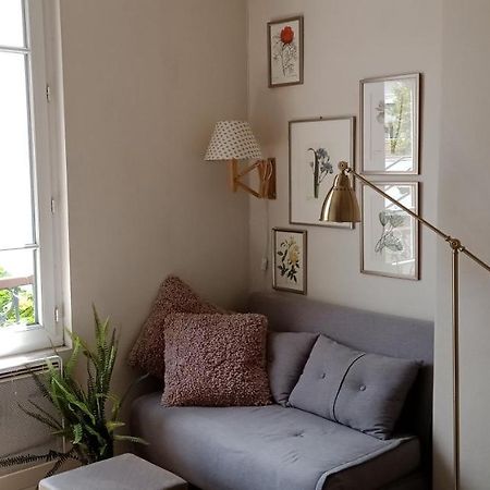 Paris Authentic House Small, Bright And Calm Studio Екстериор снимка