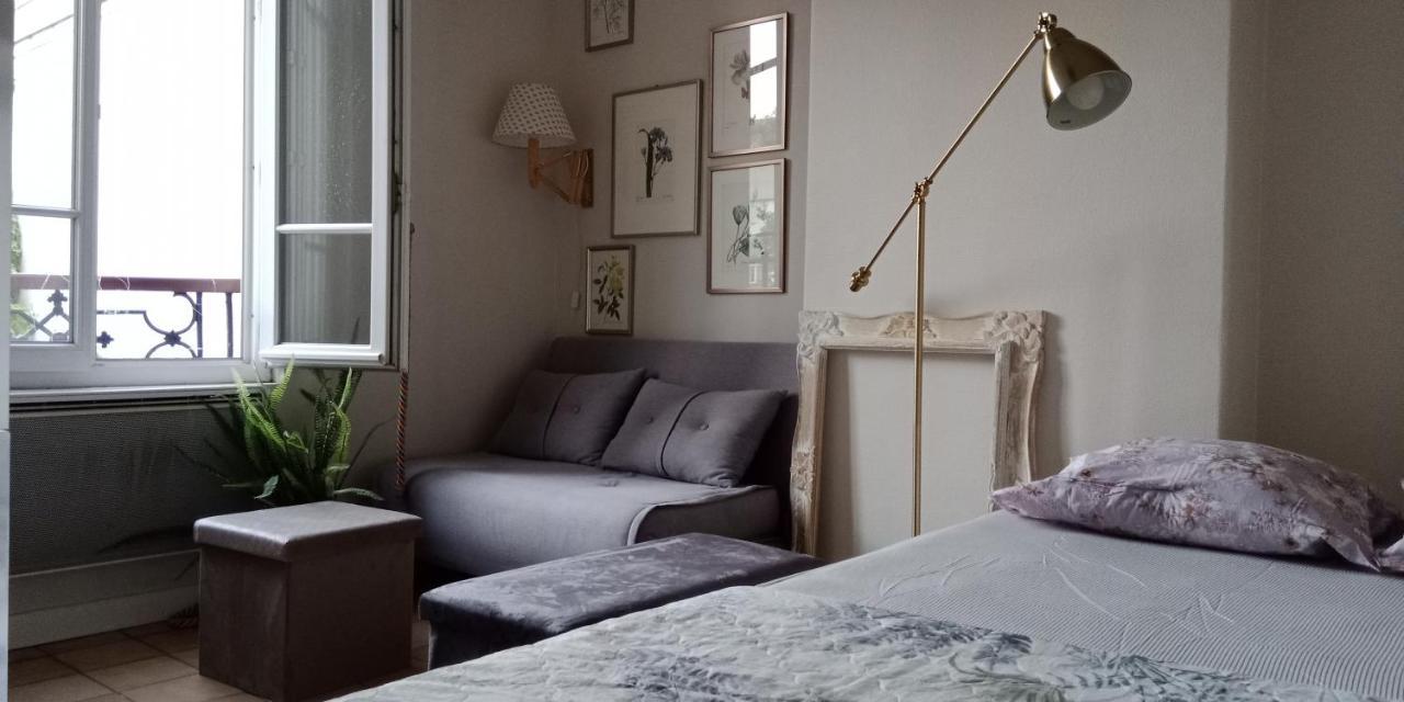 Paris Authentic House Small, Bright And Calm Studio Екстериор снимка