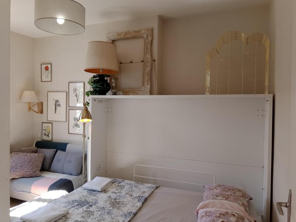 Paris Authentic House Small, Bright And Calm Studio Екстериор снимка