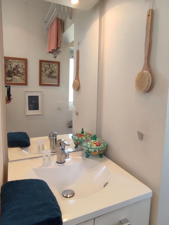 Paris Authentic House Small, Bright And Calm Studio Екстериор снимка