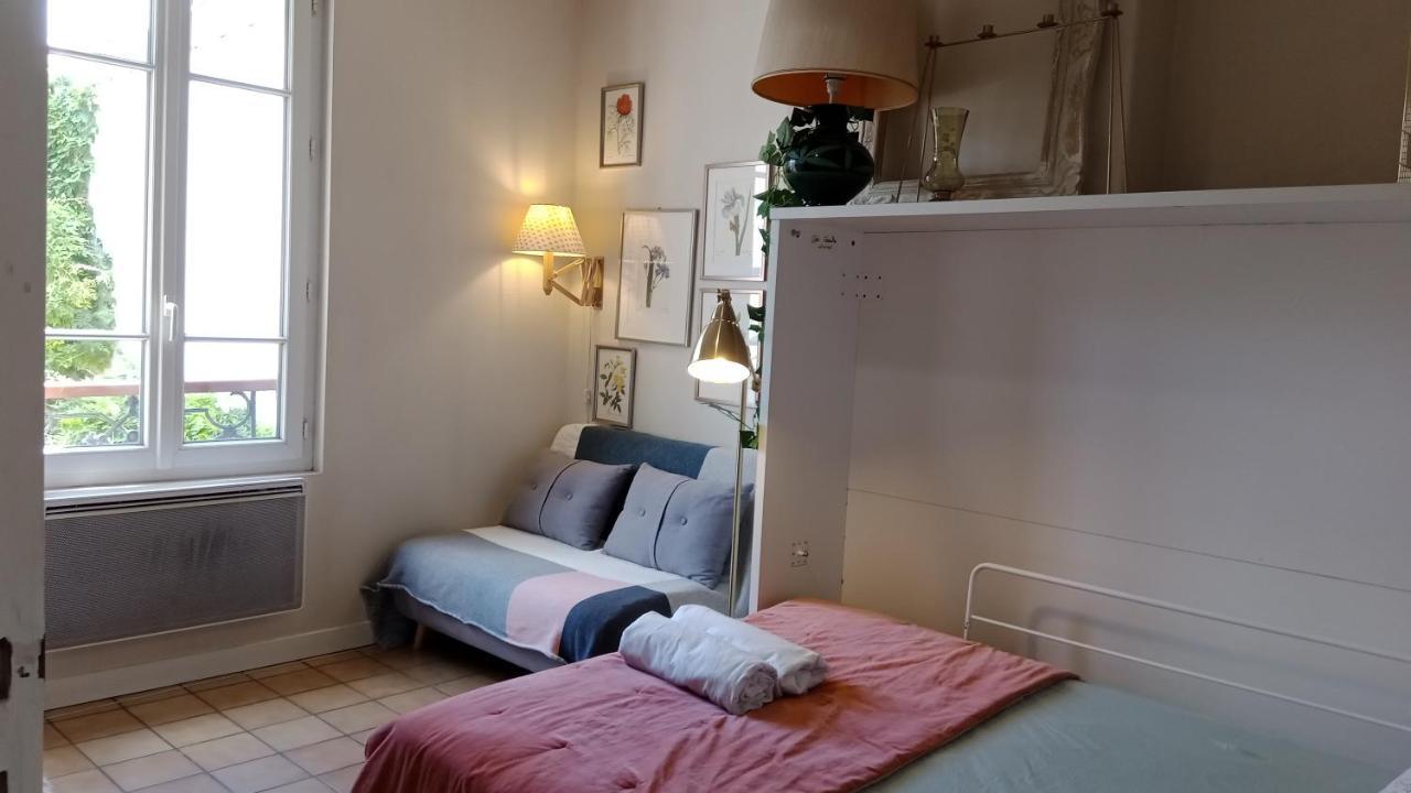 Paris Authentic House Small, Bright And Calm Studio Екстериор снимка