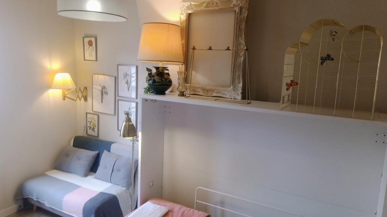 Paris Authentic House Small, Bright And Calm Studio Екстериор снимка