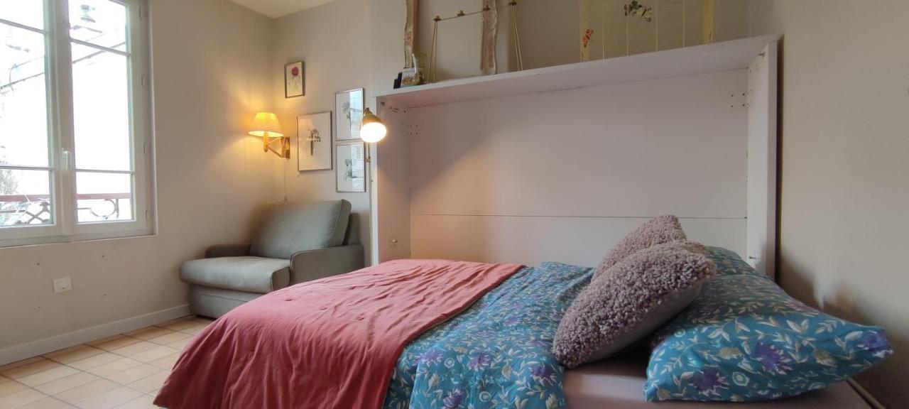 Paris Authentic House Small, Bright And Calm Studio Екстериор снимка