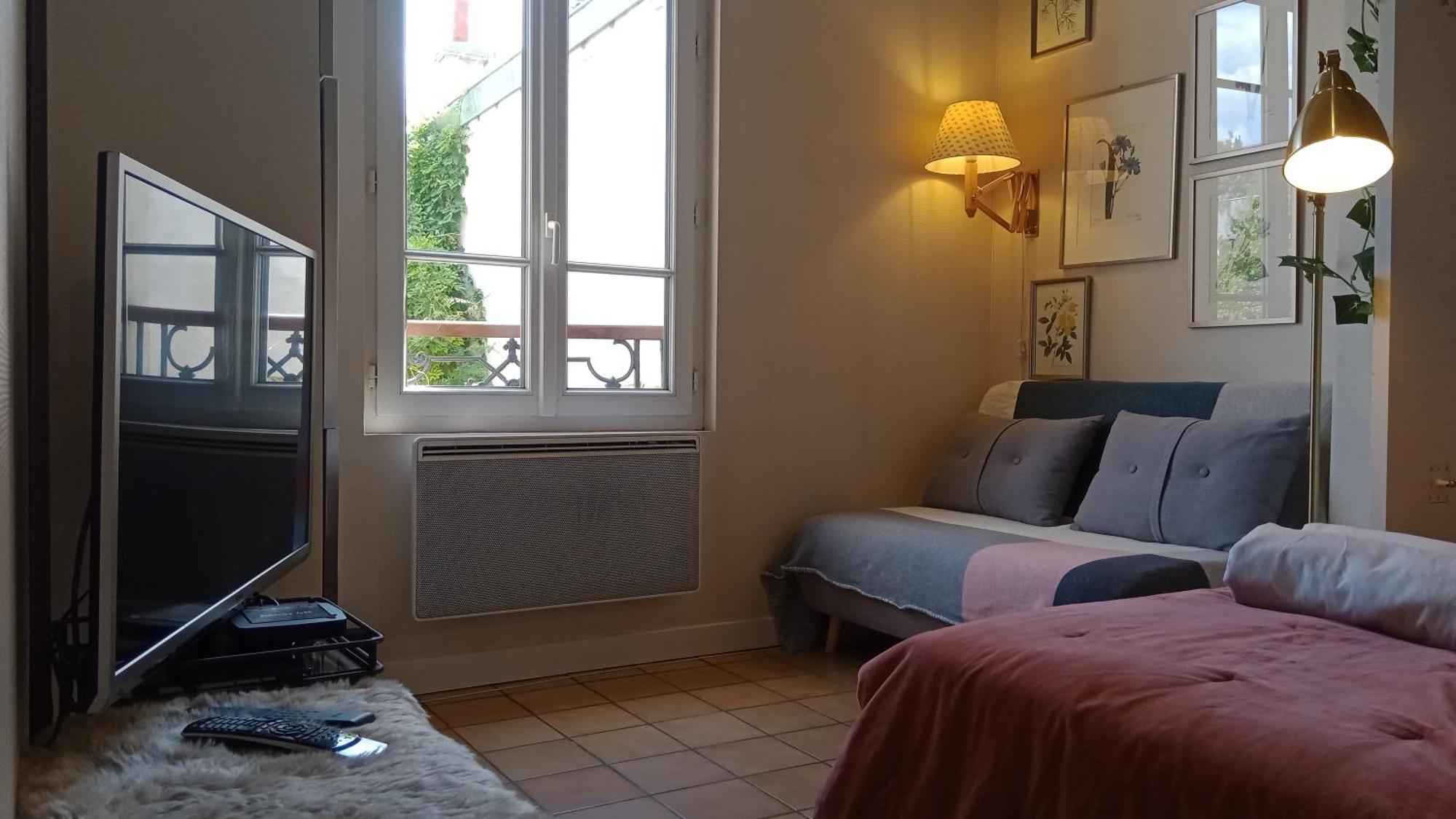 Paris Authentic House Small, Bright And Calm Studio Стая снимка